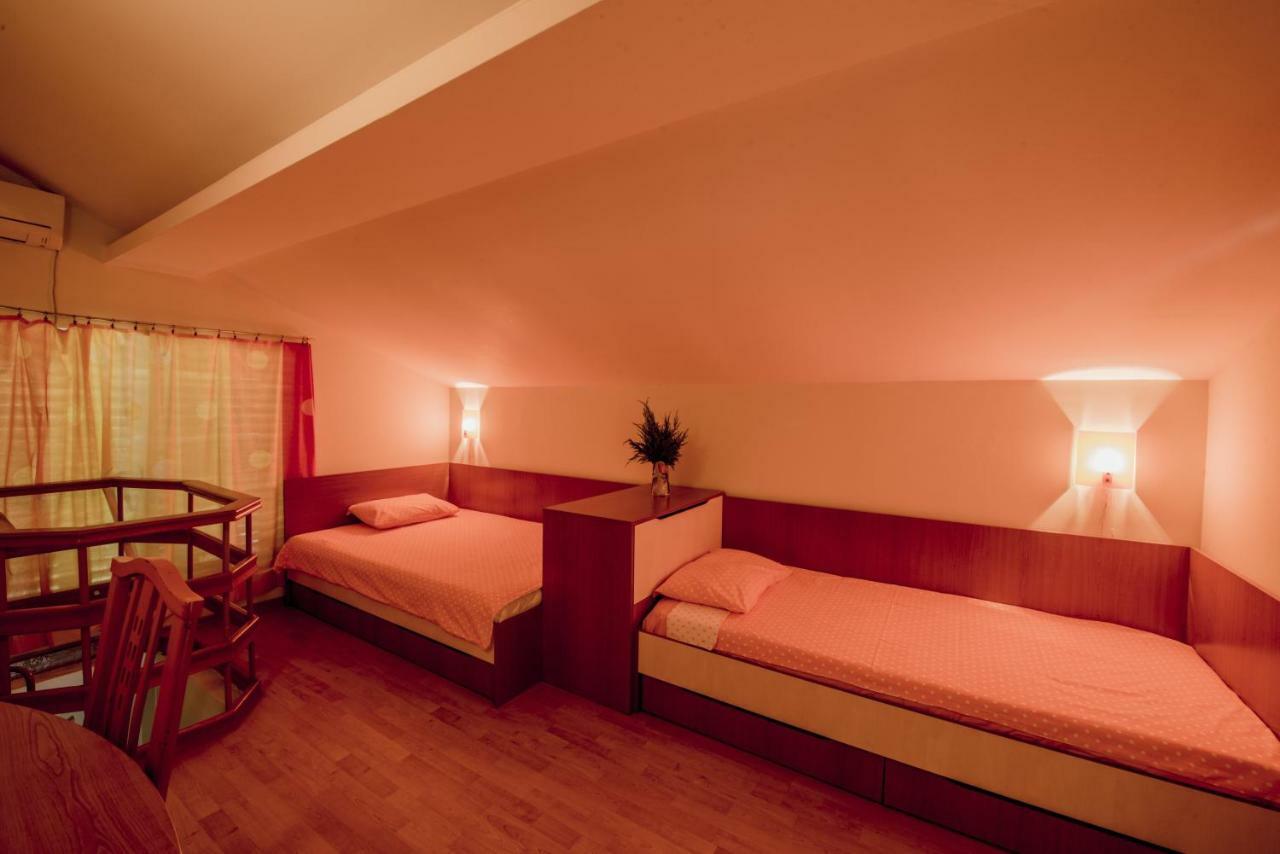 Вила Теkето I Vila Teketo Family Guest House Nikolovo Ngoại thất bức ảnh